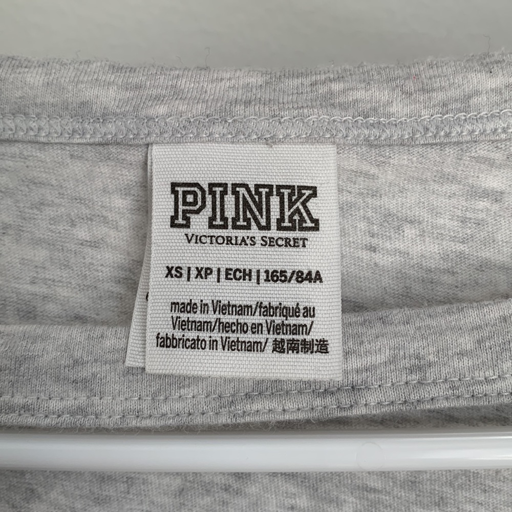 PINK Victoria’s Secret Gray Cropped Long Sleeve Top size xs - Picture 3 of 5
